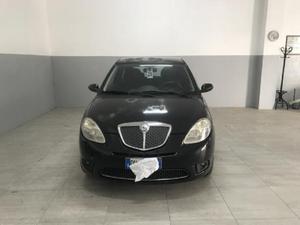 Lancia Ypsilon 1.3 MJT Oro