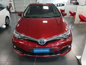 Toyota Auris 1.8 Hybrid Style