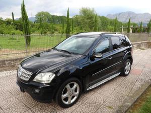 Mercedes Benz ML 320 CDI Sport Edition 10