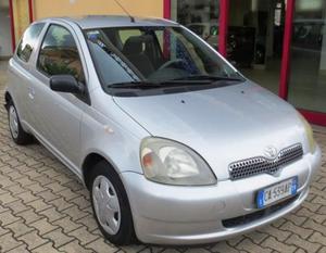 TOYOTA Yaris 1.0i 16V cat 3 portes