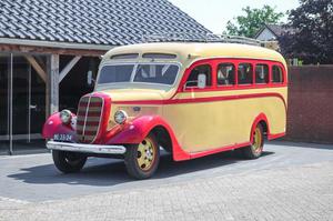 Ford USA - 950 Flathead V8 Schoolbus - 