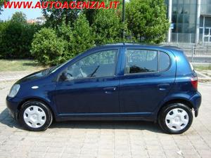 TOYOTA Yaris 1.3i 16V cat 5 porte UNIPROPIETARIO rif.