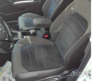 Volkswagen golf 1.4 tgi metano 