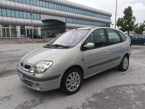 RENAULT Megane Scénic Evol. 1.9 dCi cat Authentique