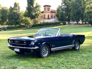 Ford Mustang V Automatica Convertibile