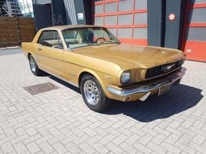Ford - Mustang - 