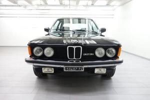 BMW - 323i - 