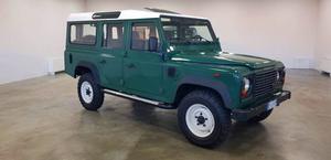 LAND ROVER DEFENDER 110 TD5 SW "E" 9 POSTI