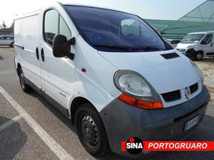 Renault Trafic 1.9 dCi info 335/