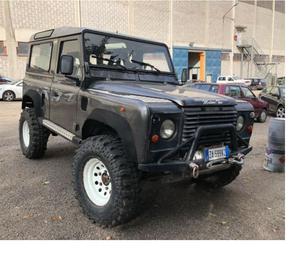 Land Rover Defender  Tdi serie 300