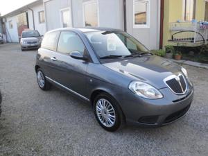 Lancia ypsilon kw argento