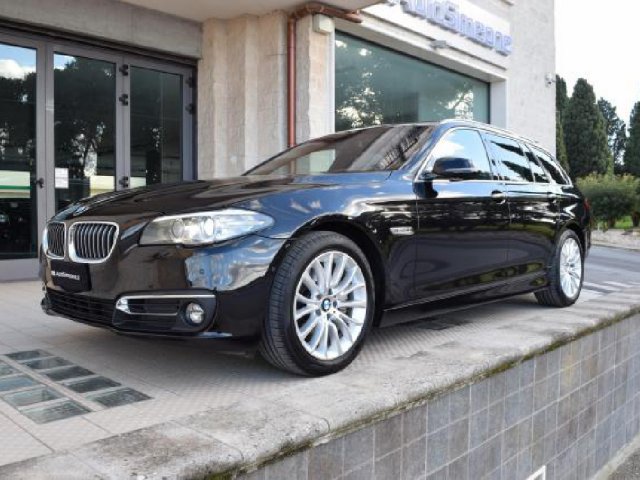 BMW Serie d xDrive Touring Modern