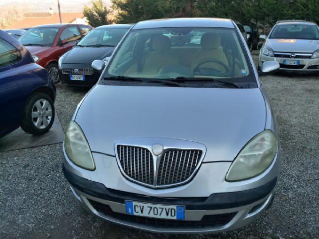 Lancia Ypsilon Multijet 16V