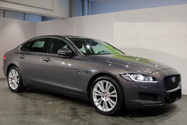 Jaguar xf 20d prestige aut.premium-bi-xenon 2pdc