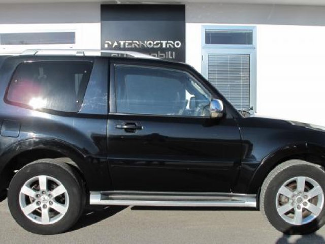 Mitsubishi Pajero 3.2 DI-D 16V aut. 3p. Instyle DPF