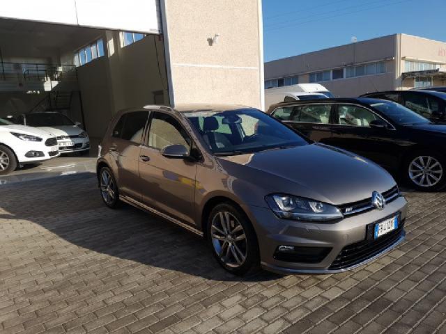 Volkswagen Golf Business 1.6 TDI Blue DSG 5p. Highline