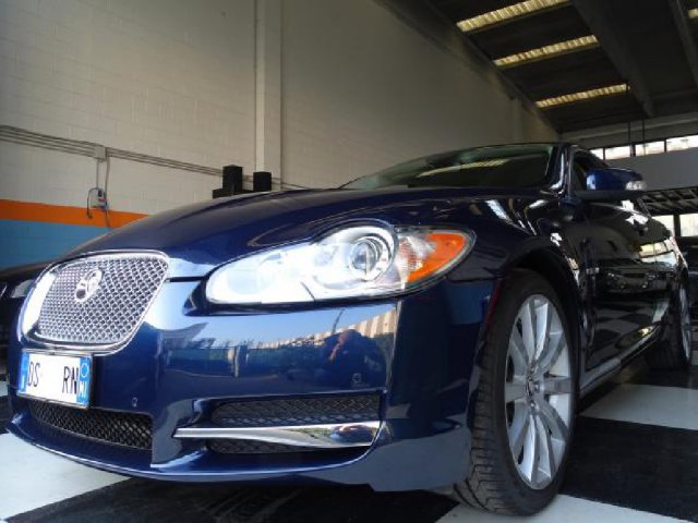 Jaguar XF 2.7D V6 Premium Luxury