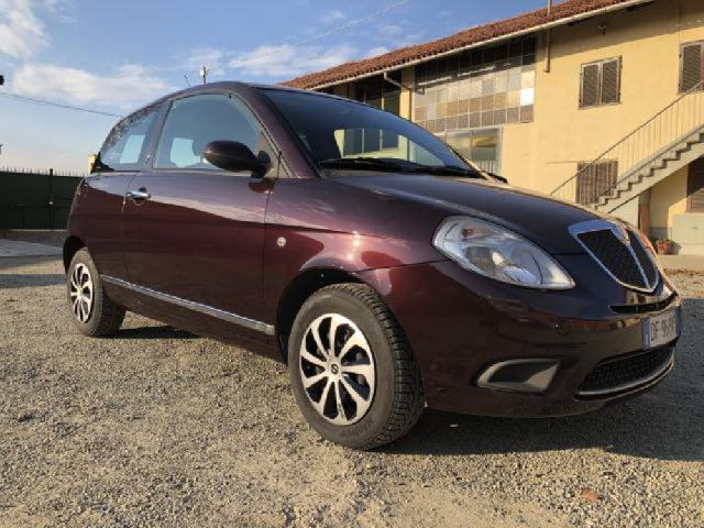 Lancia Ypsilon 1.3 MJT Oro