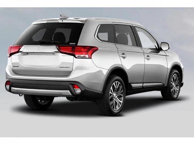 Mitsubishi Outlander 2.2 Di-D 4Wd Instyle Plus Sda 7 Posti