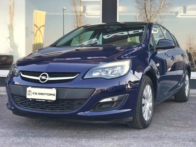 Opel astra business