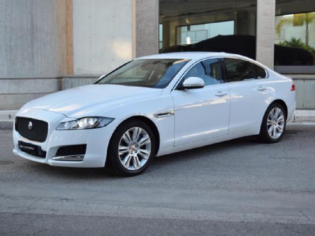 Jaguar XF 2.0d 180 CV Prestige Aut. Business