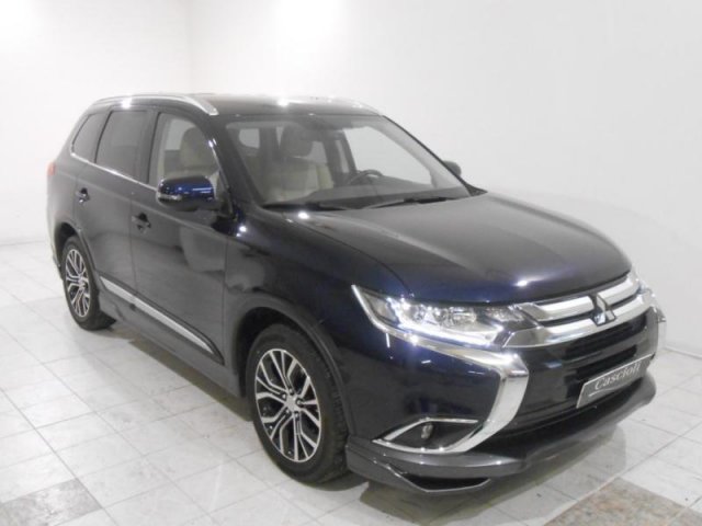 Mitsubishi Outlander Outlander 2.2 DI-D 4WD Instyle 7p.