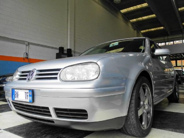 Volkswagen Golf 1.8 turbo 20V 5p. GTI