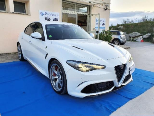 Alfa Romeo Giulia 2.9 T V6 Quadrifoglio