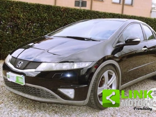 Honda Civic 1.8 i-VTEC 5p. Exclusive LE