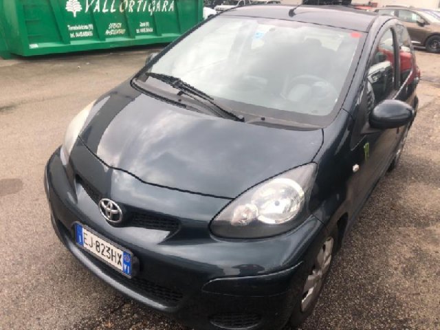 Toyota Aygo V VVT-i 5p. Lounge Conn. MMT