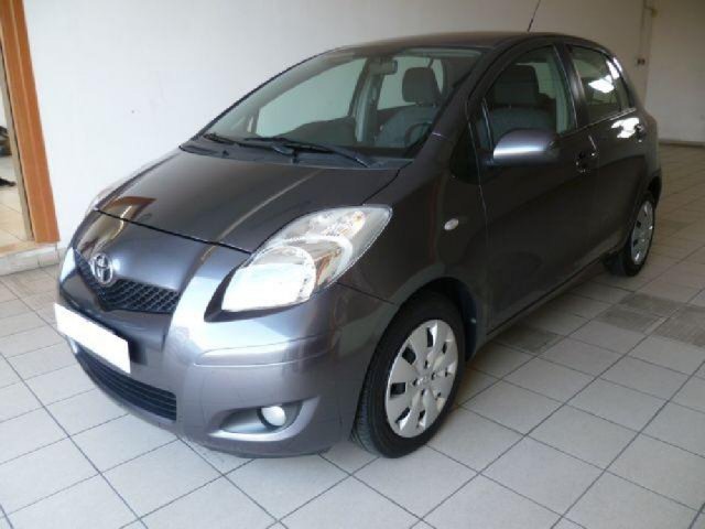 Toyota Yaris 1.3 5p.