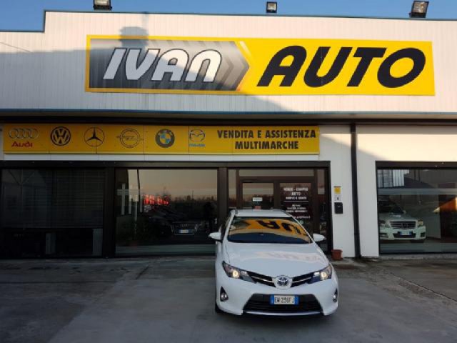 Toyota Auris 1.8 Hybrid Active