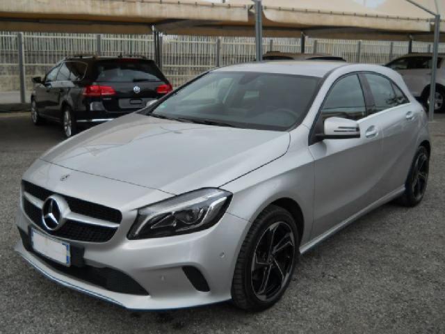 Mercedes-Benz Classe A A 180 Premium