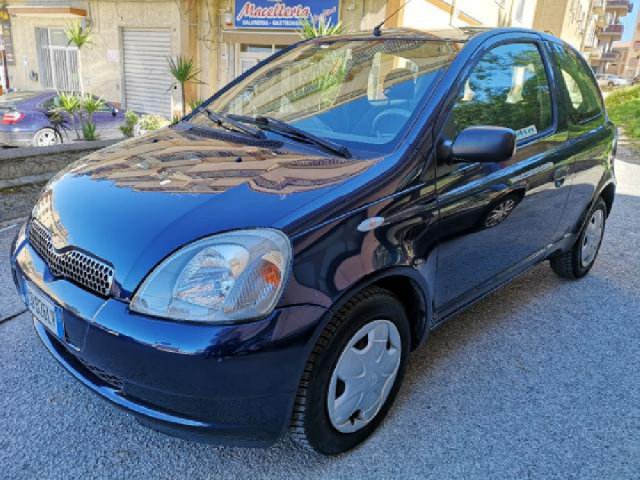 Toyota Yaris 16V 3 porte '03