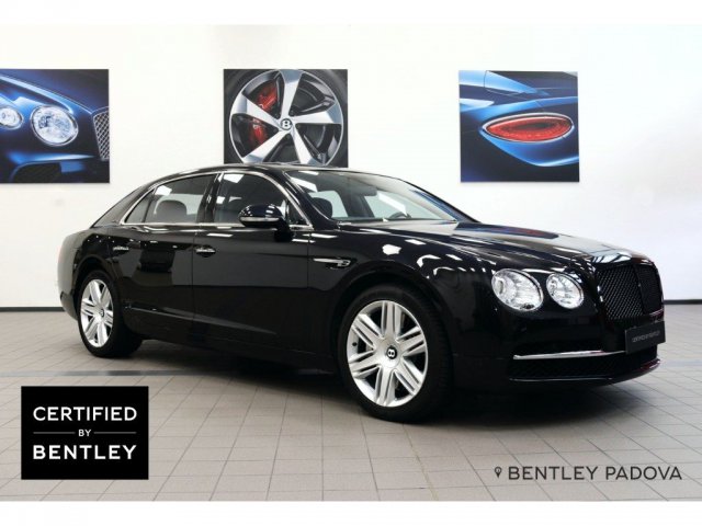 Bentley Flying Spur W CV - (presso la sede di