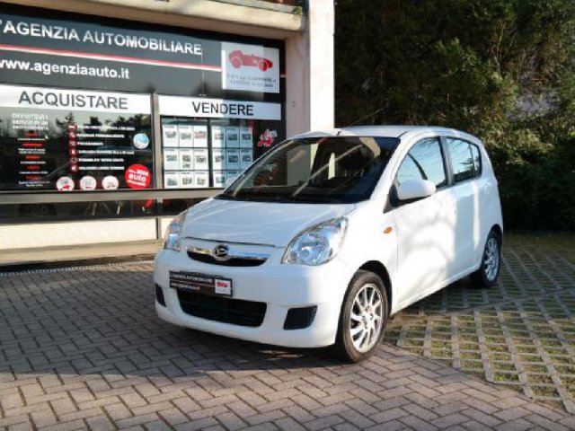 Daihatsu Cuore V Hiro