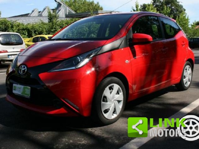 Toyota Aygo 1.0 VVT-i 69 CV 5 porte x-clusiv