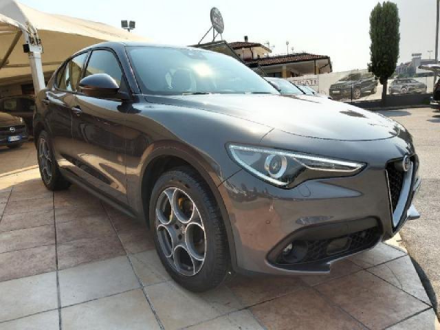 Alfa Romeo Stelvio 2.2 T.diesel 210 CV AT8 Q4 Super