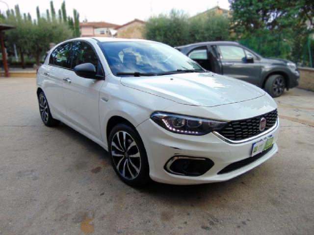 Fiat Tipo 1.6 Mjt S&S DCT 5p. Lounge