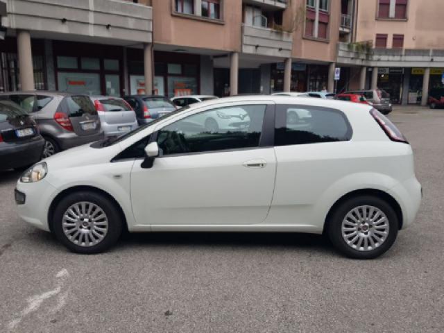 Fiat Punto 1.3 Mjt 90CV 3p. Dualogic Fun