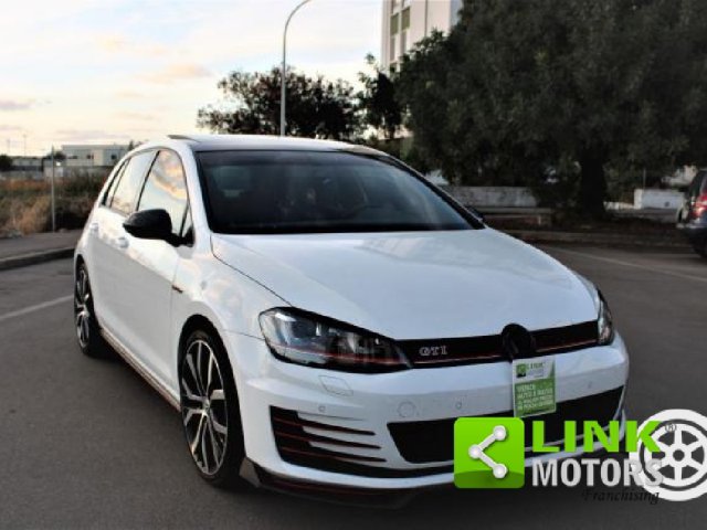 Volkswagen Golf GTI Performance 2.0 TSI 5p. DSG BlueMotion