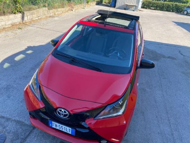 Toyota Aygo 1.0 VVT-i 69 CV 5 porte x-wave MMT