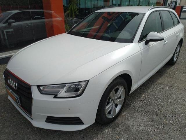 Audi A4 Avant 2.0 TDI 150CV S tr. Business