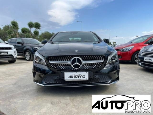 Mercedes-Benz CLA CLA 200 d Automatic Premium