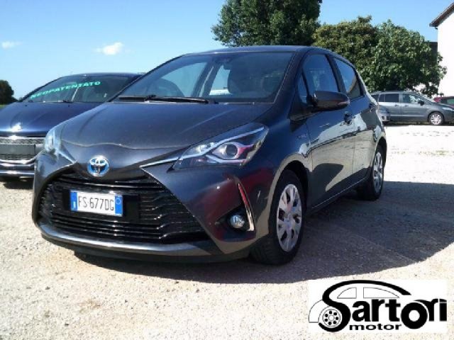 Toyota Yaris 1.5 Hybrid 5p. Business