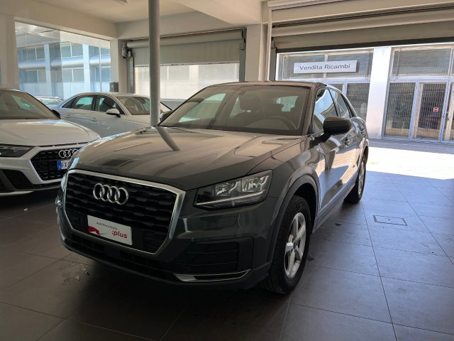 Audi Q2 Q tfsi Business my19