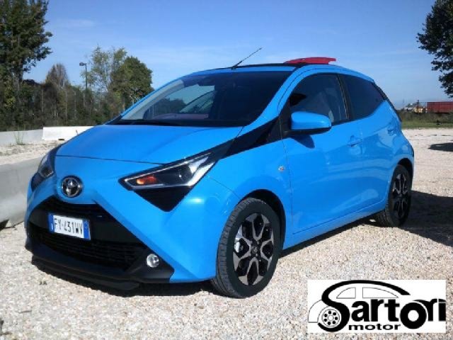 Toyota Aygo Connect 1.0 VVT-i 72 CV 5p. x-music