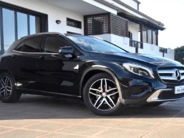 Mercedes-Benz Classe GLA GLA 200 d Sport